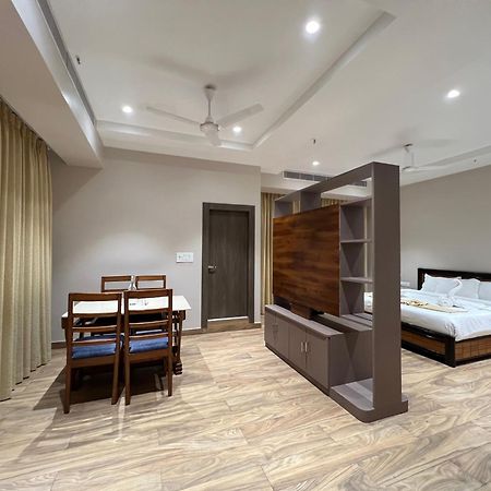Finn'S Weaver Resort, Kaziranga Ngoại thất bức ảnh