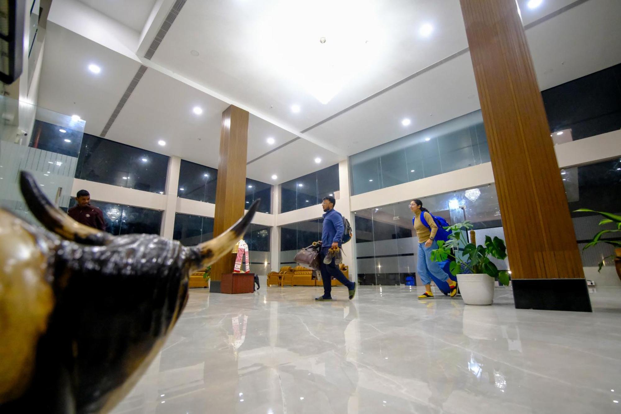 Finn'S Weaver Resort, Kaziranga Ngoại thất bức ảnh