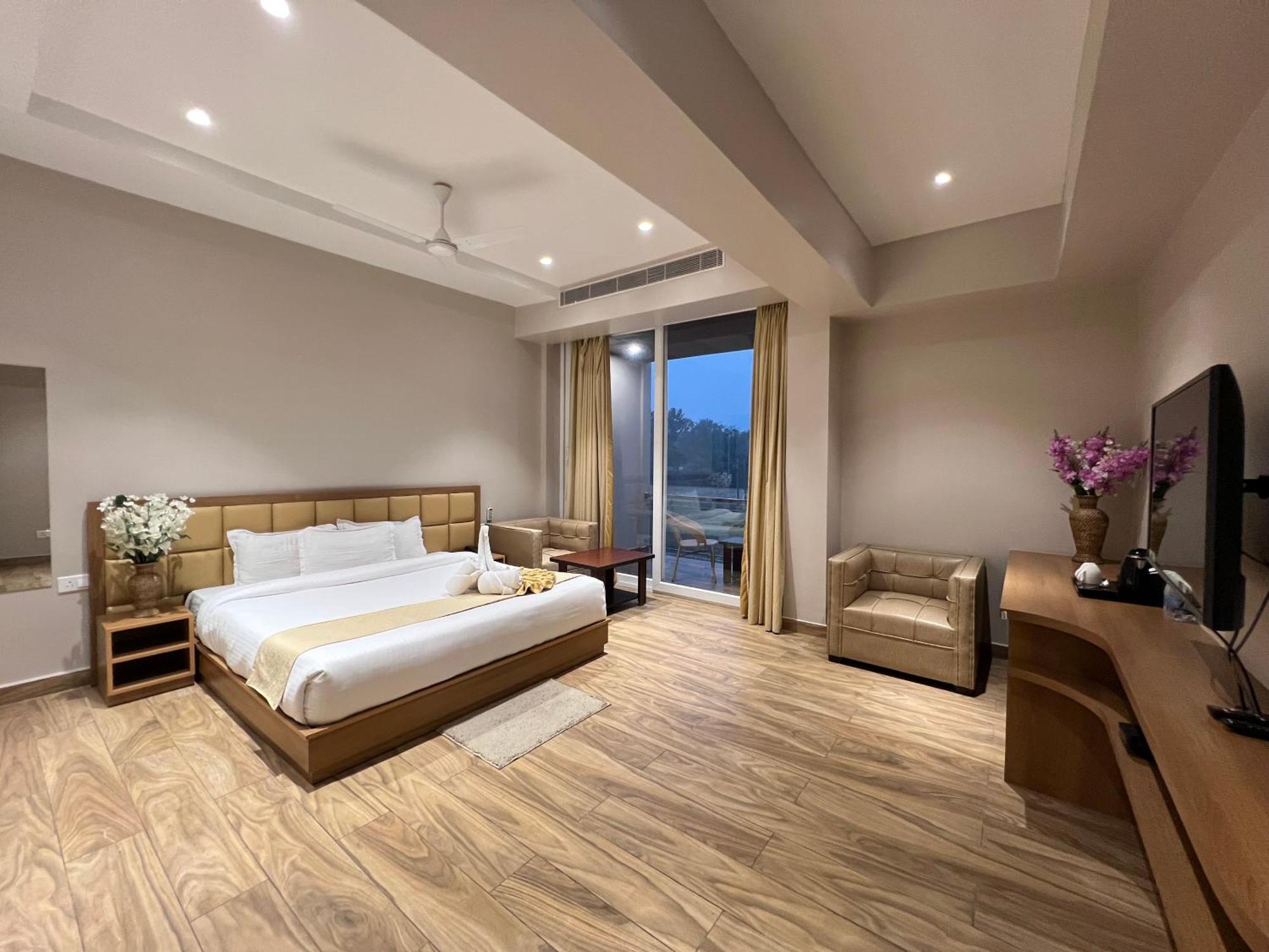 Finn'S Weaver Resort, Kaziranga Ngoại thất bức ảnh