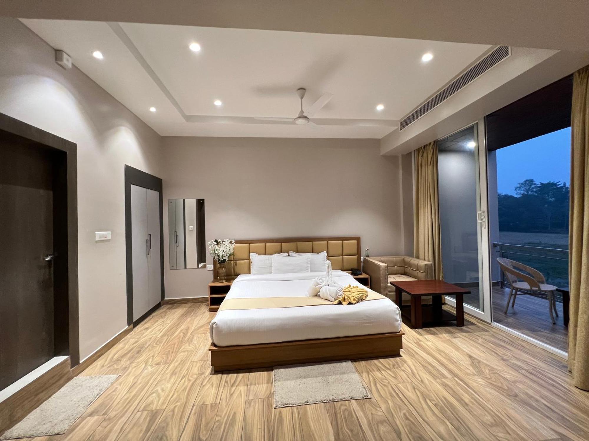 Finn'S Weaver Resort, Kaziranga Ngoại thất bức ảnh